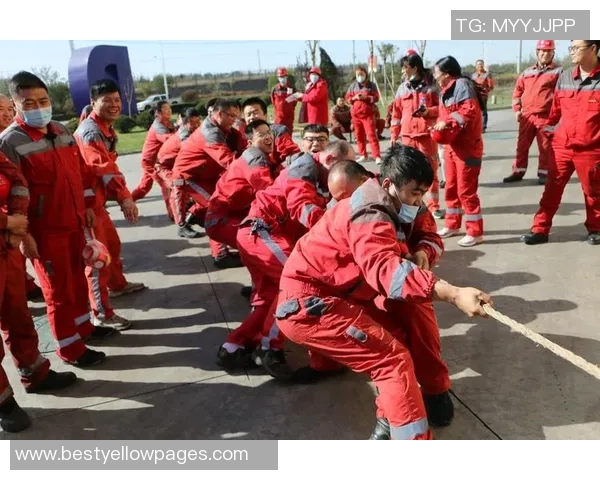 西安滑板队默契配合探秘：团队精神与技巧的完美结合